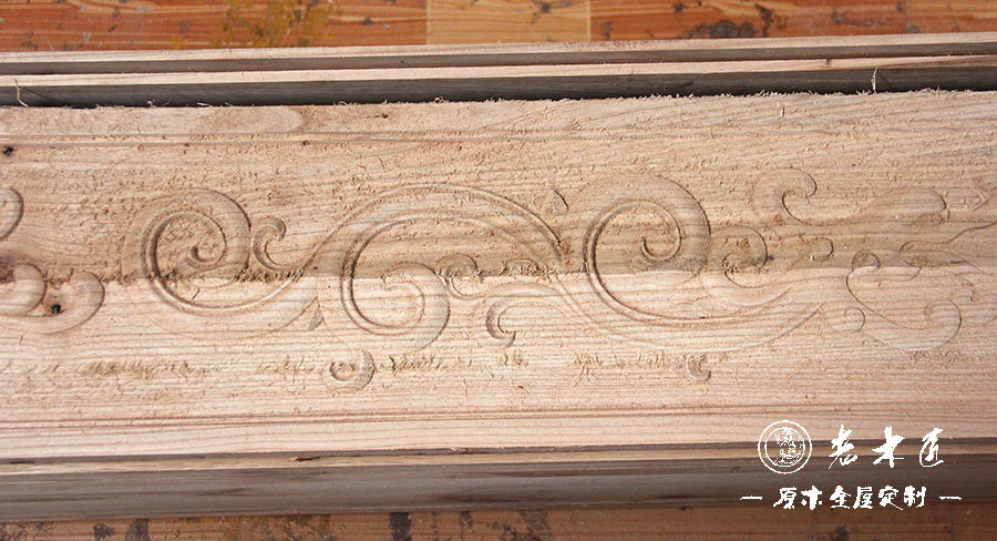 老木匠原木家具手工雕刻