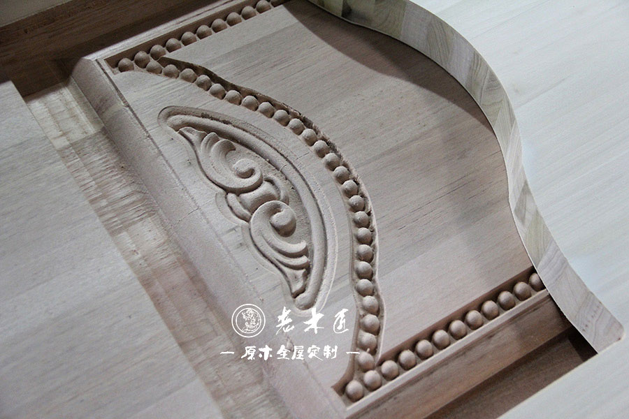 實木雕花圖片
