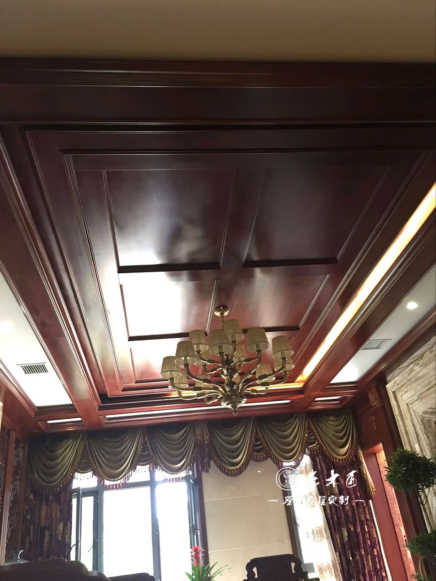 ��ʽ�L(f��ng)��ԭľ���ư���