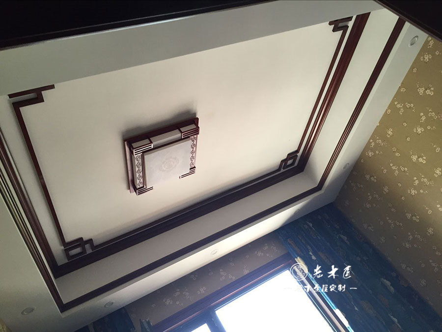 ��ʽ�L(f��ng)��ԭľ���ư���