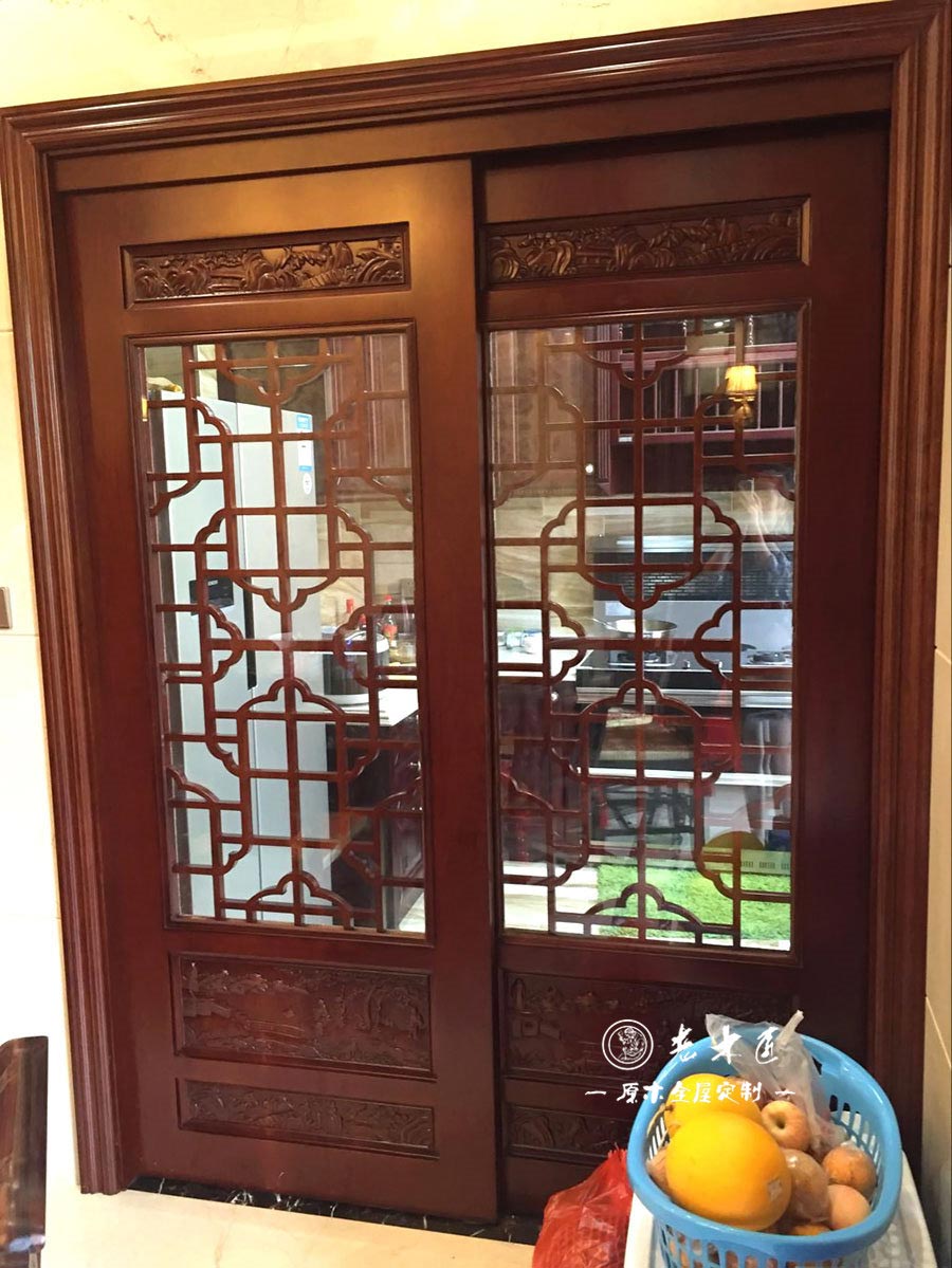 ��ʽ�L(f��ng)��ԭľ���ư���