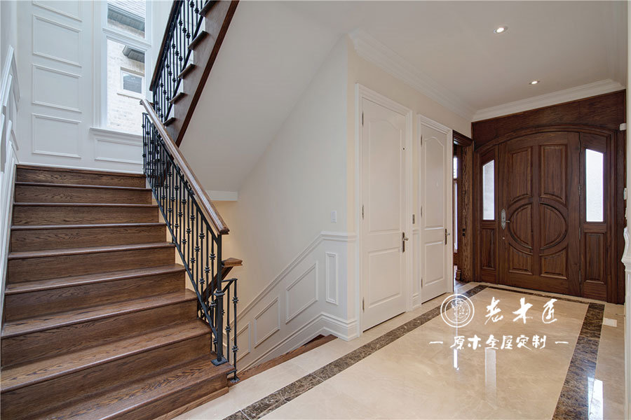 美式原木樓梯定制圖片