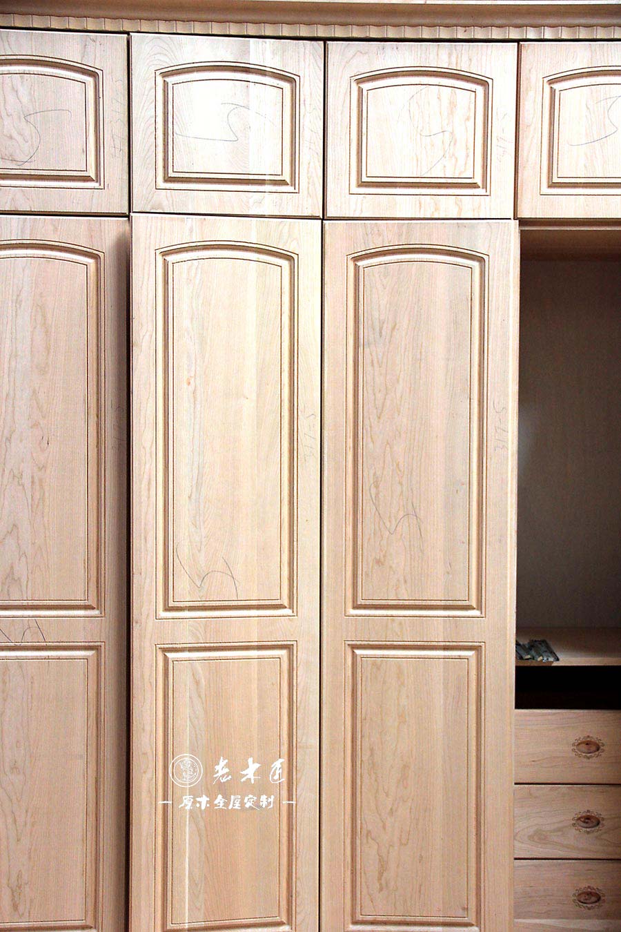 老木匠原木家具產(chǎn)品圖片