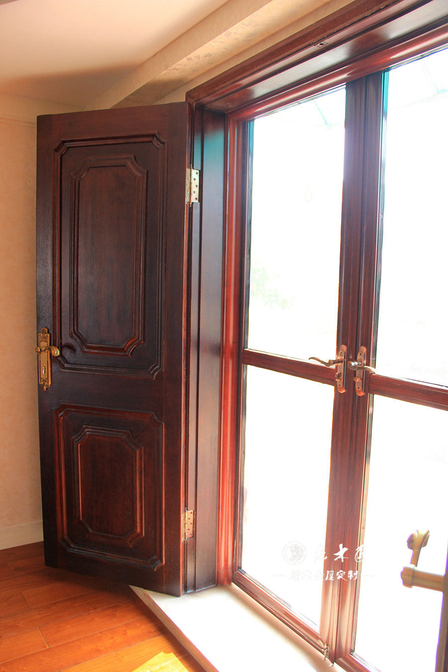 �͏dԭľ�T��Ч���D