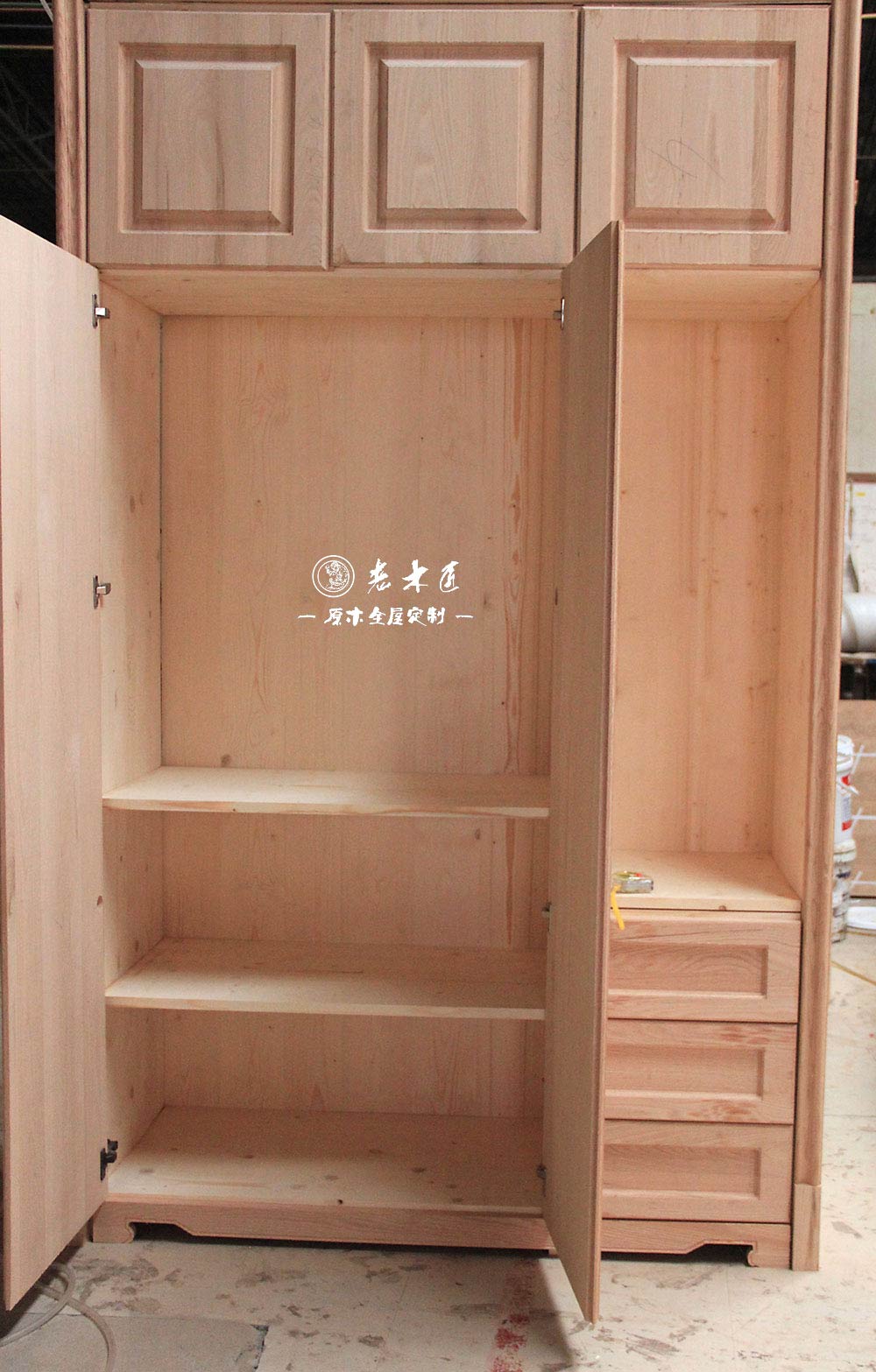 原木衣柜效果圖