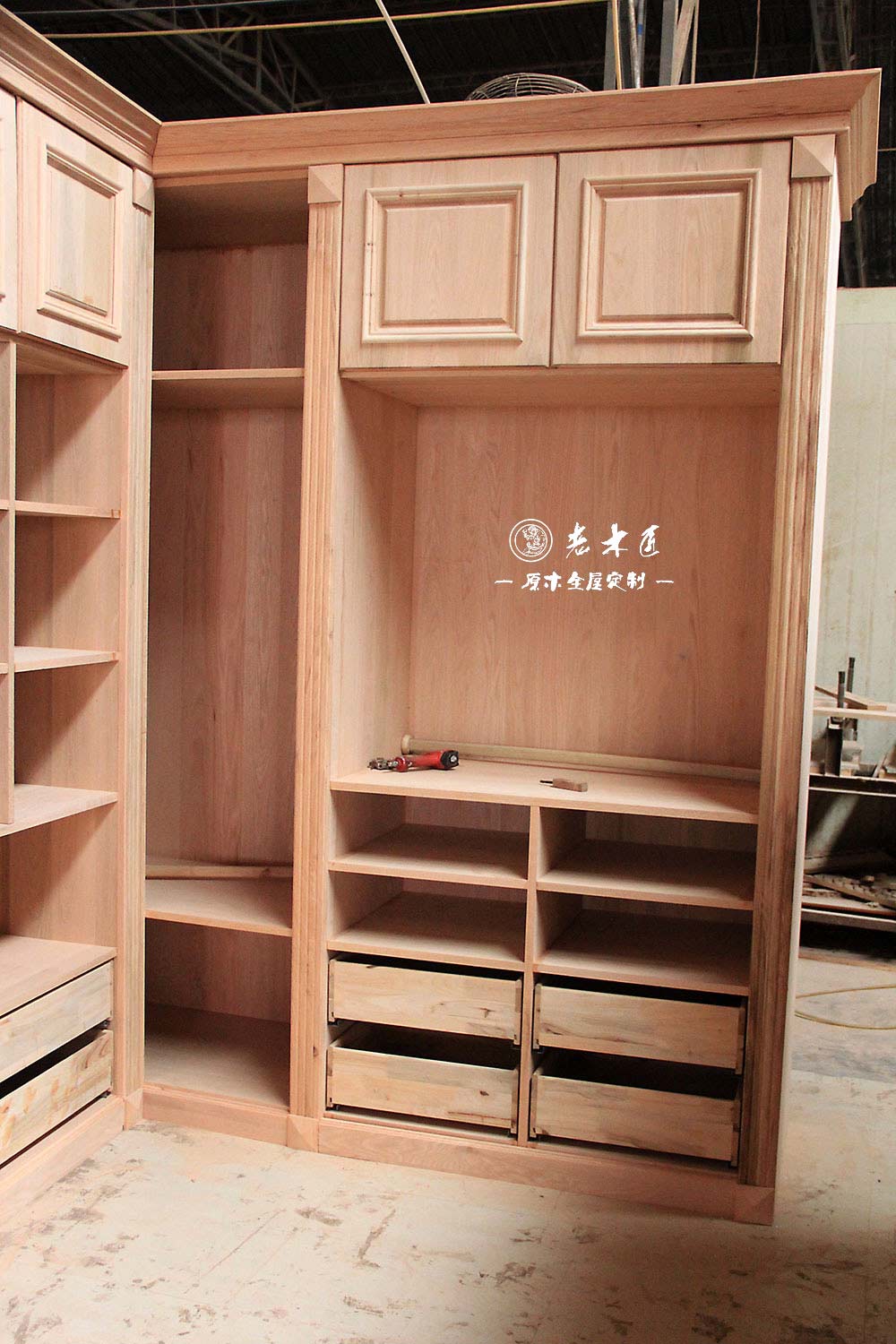 原木衣柜效果圖