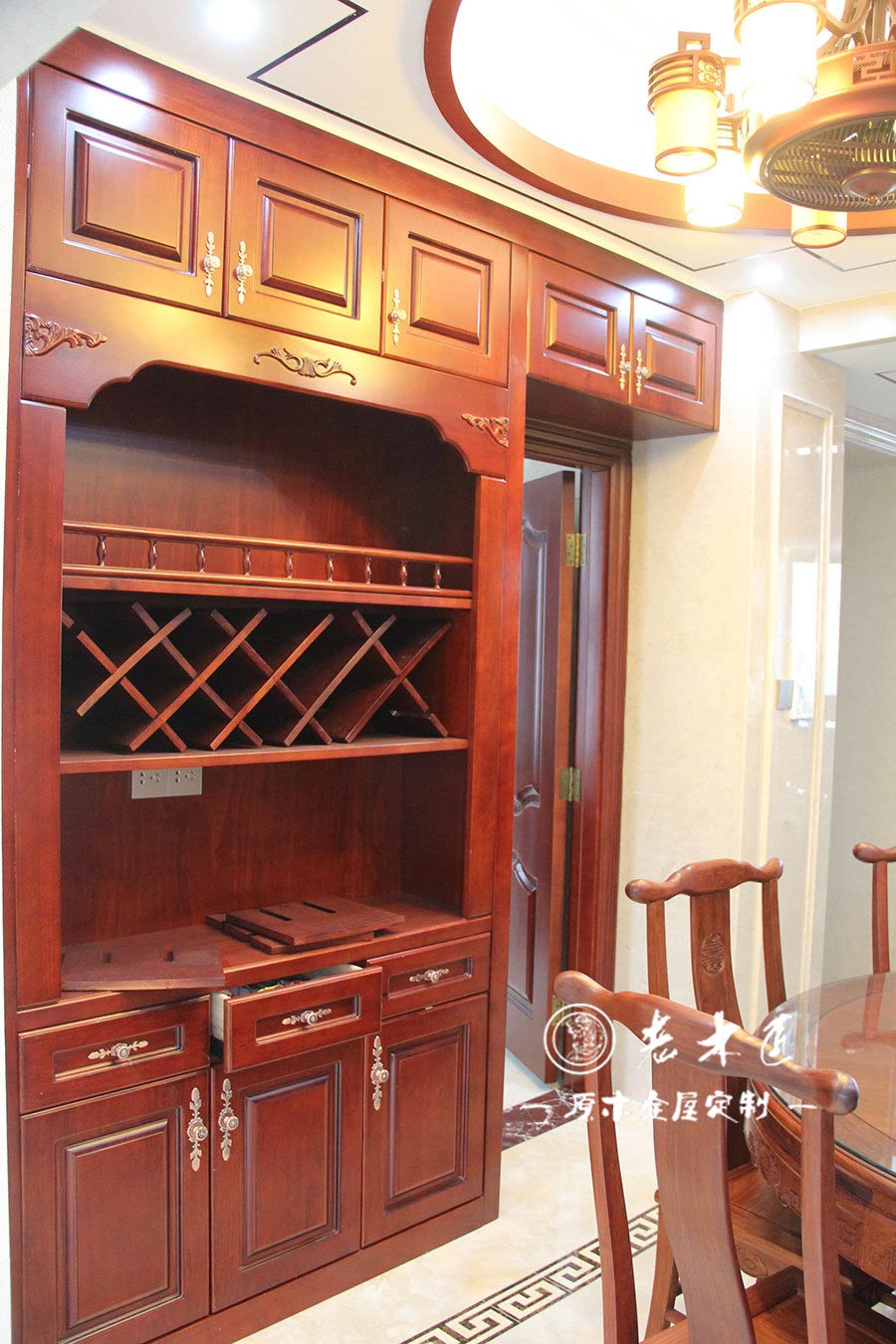 原木餐廳裝修效果圖