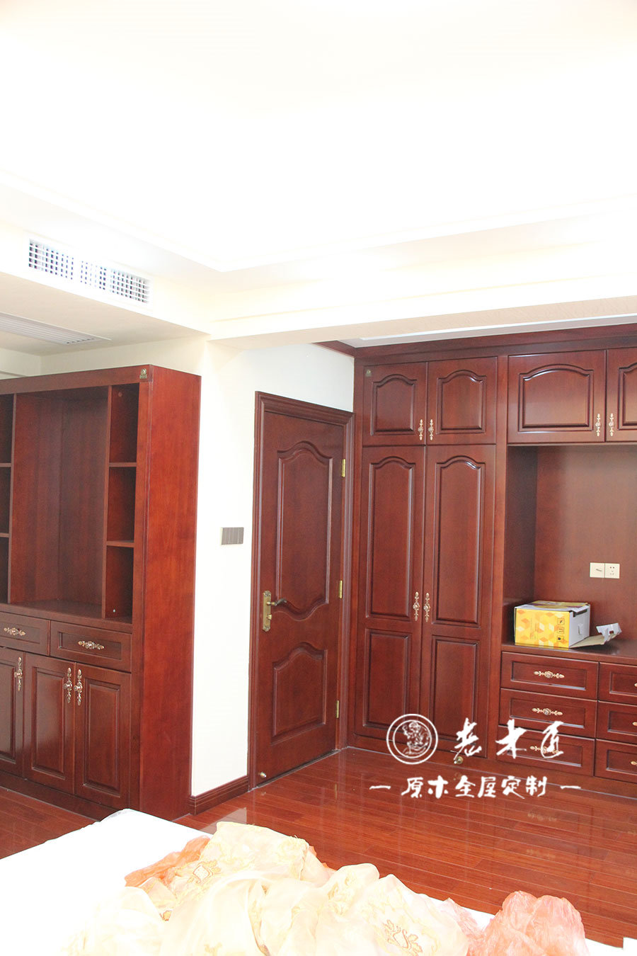 臥室電視柜裝修效果圖