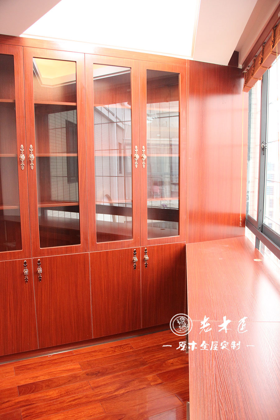 臥室辦公書桌裝修效果圖