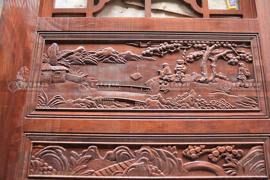 老木匠原木門圖片