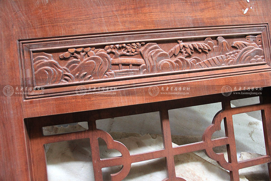 老木匠原木門圖片