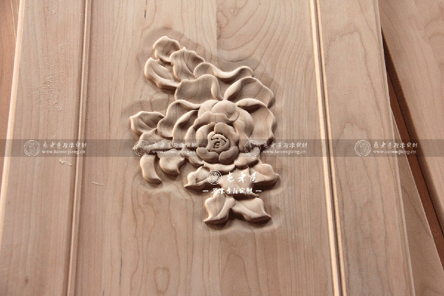 原木雕花圖片