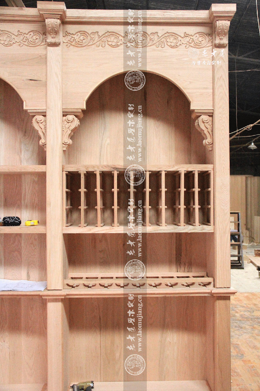 原木定制酒柜圖片