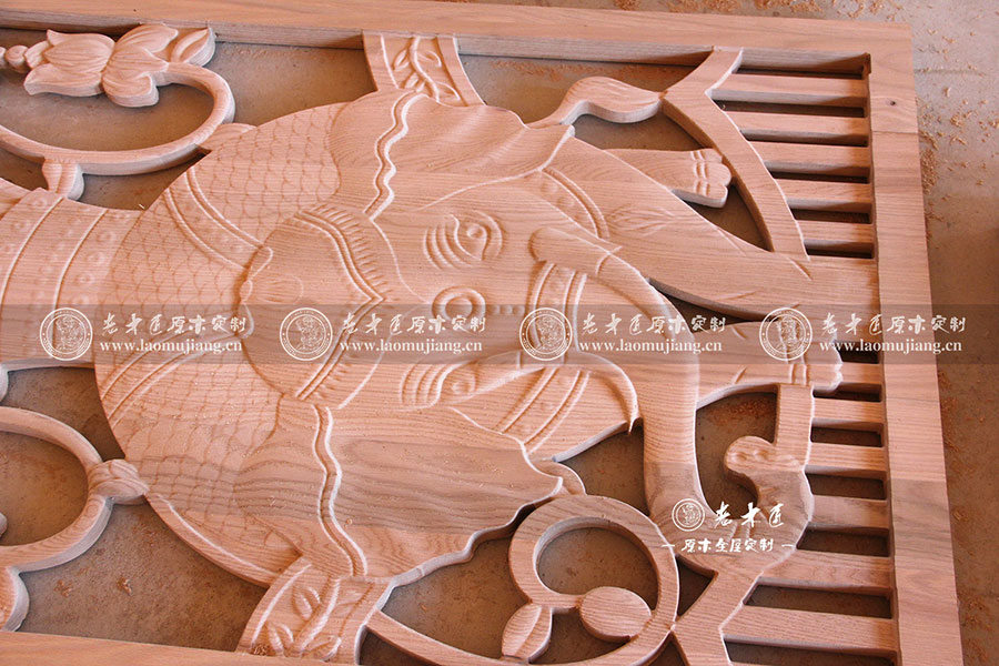 原木花格屏風(fēng)圖片