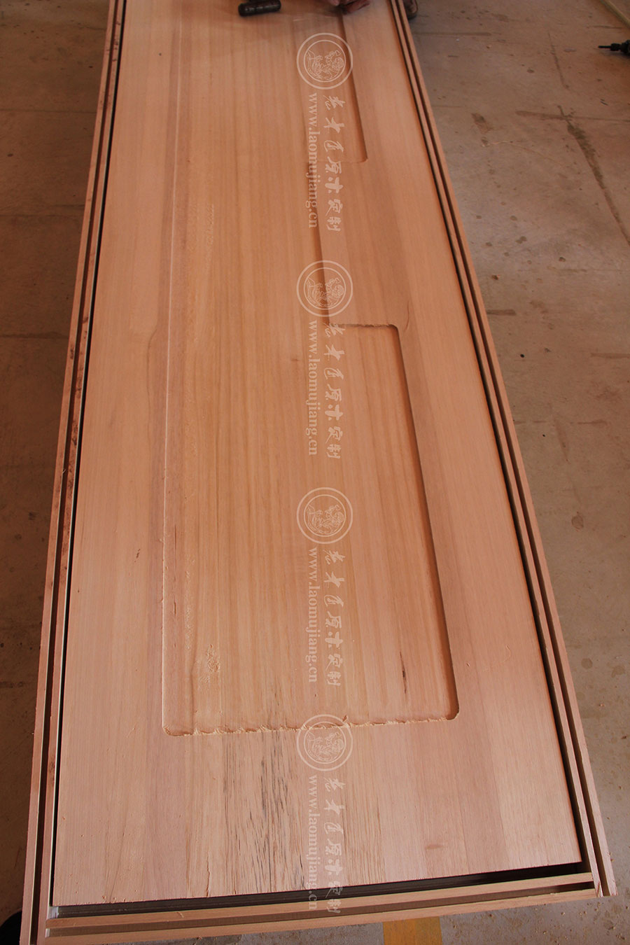 老木匠原木門(mén)