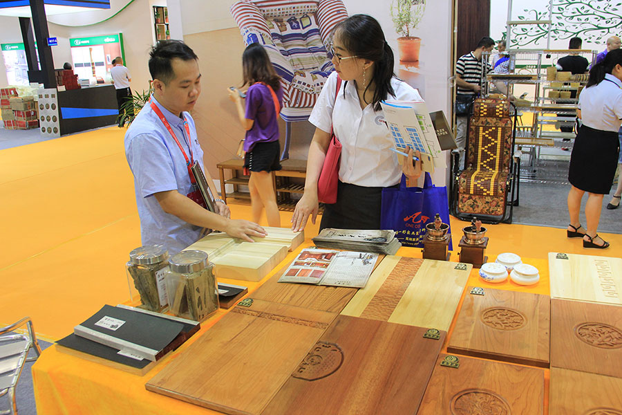 老木匠第十九屆成都國(guó)際家具工藝展覽會(huì)
