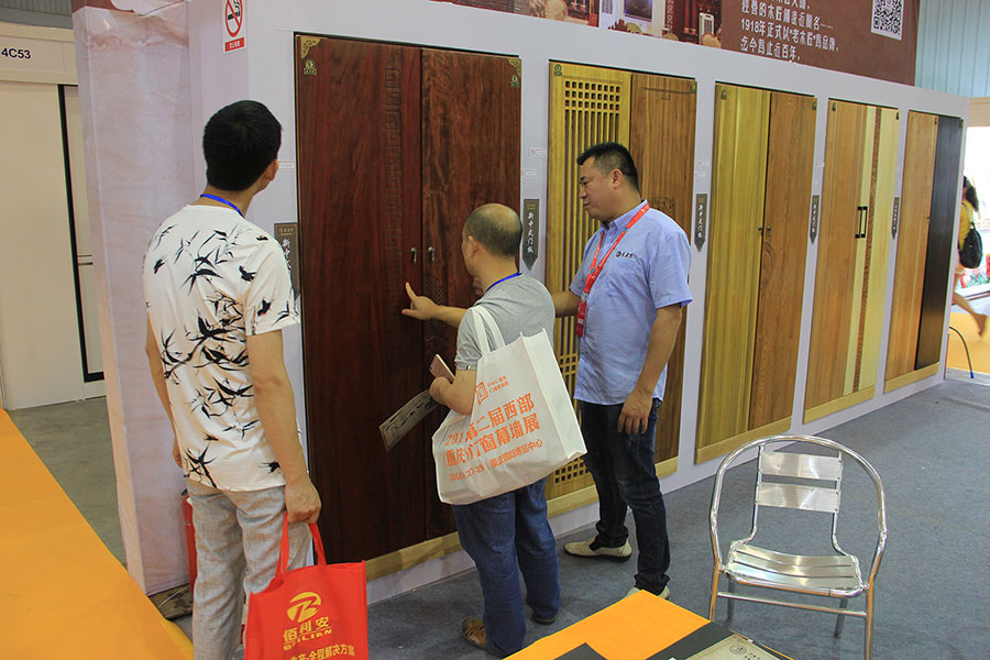 老木匠第十九屆成都國(guó)際家具工藝展覽會(huì)