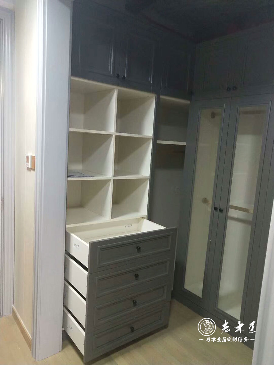 高級(jí)灰原木定制