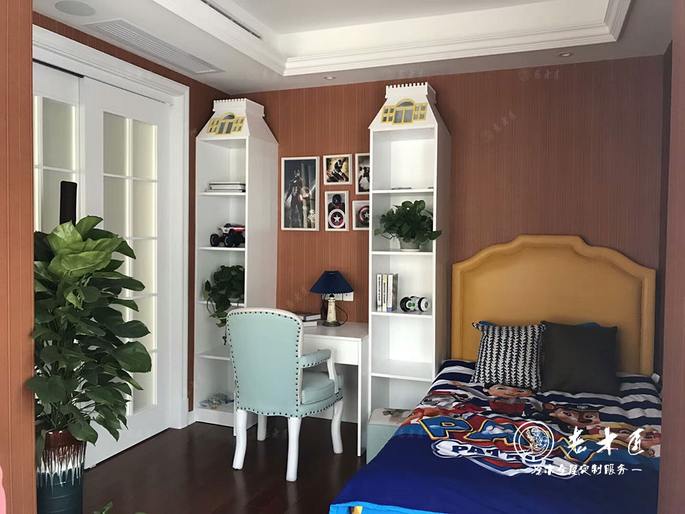 現(xiàn)代簡歐裝修效果圖