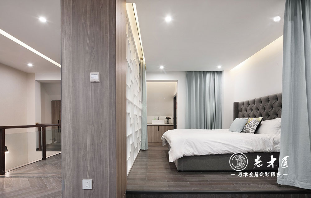 輕奢風(fēng)格別墅原木家居