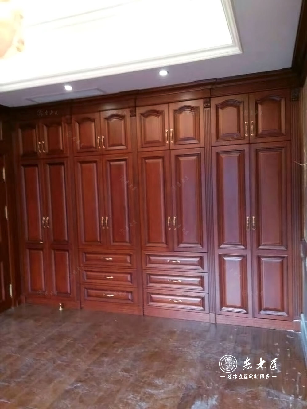 歐式實木家裝效果圖