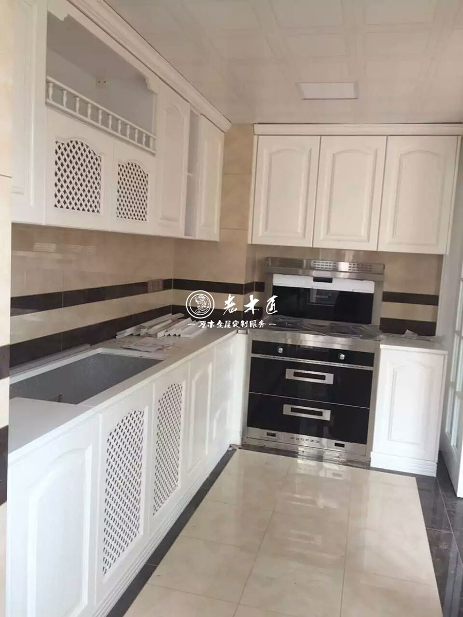 歐式白色家居裝修定制效果圖