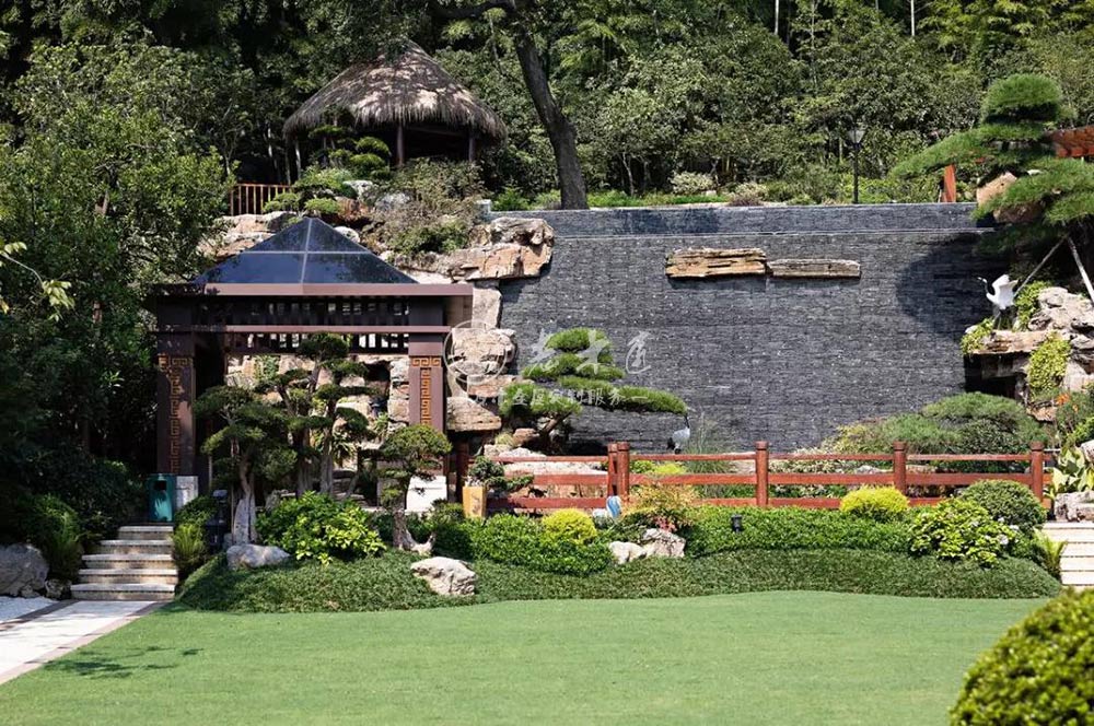 �e��ԭľ���b����