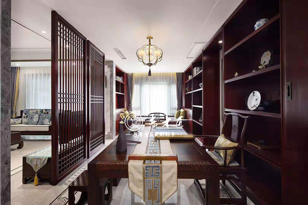 新中式風(fēng)格大平層原木家裝