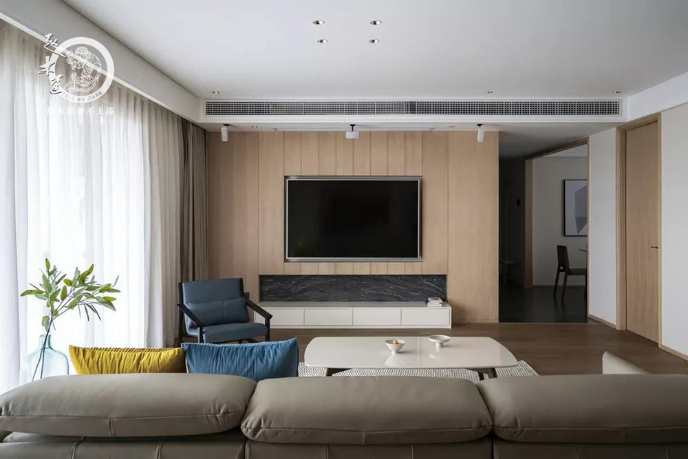 極簡(jiǎn)輕奢客廳