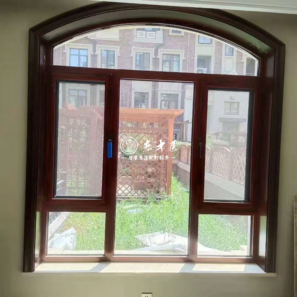 新中式原木家裝