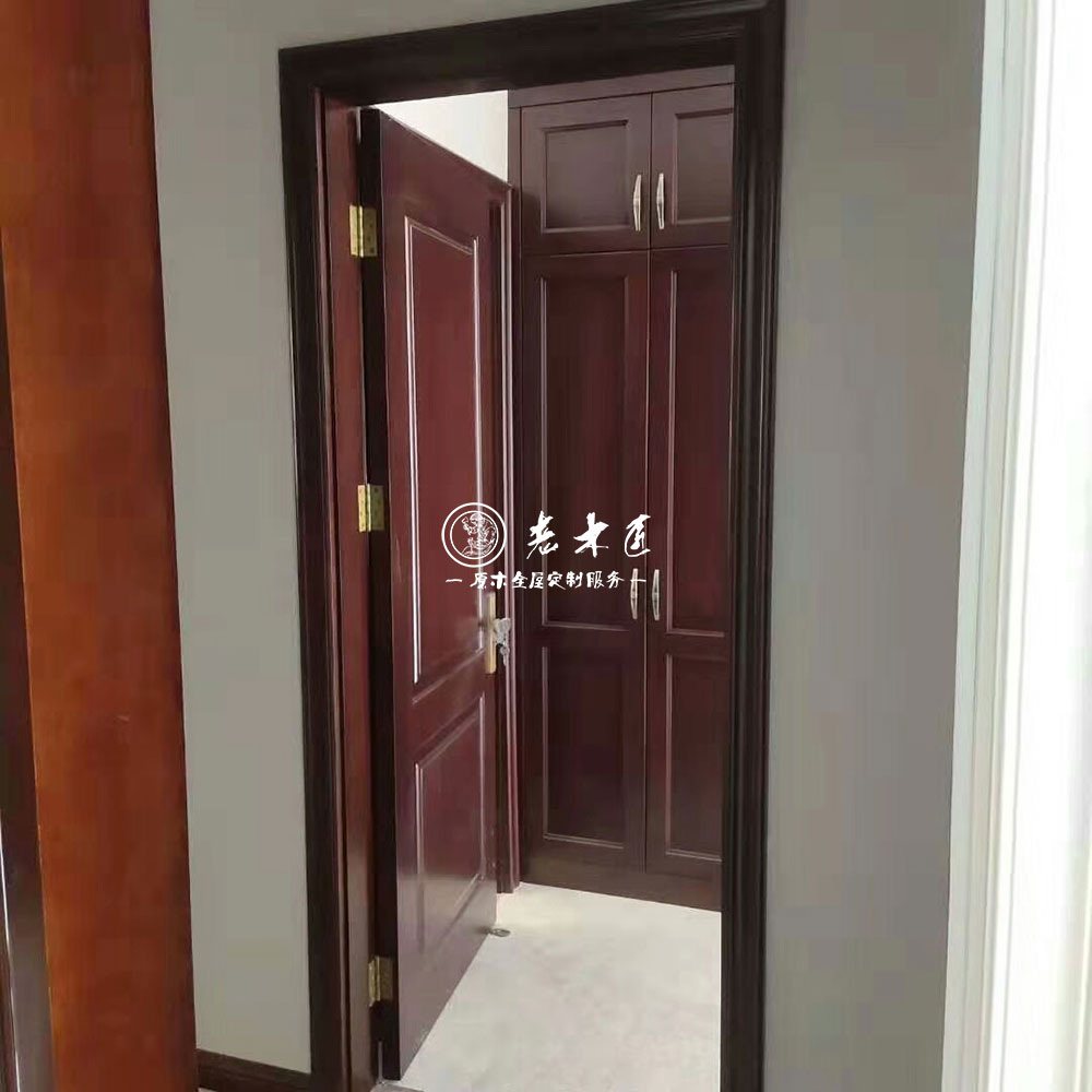 新中式原木家裝