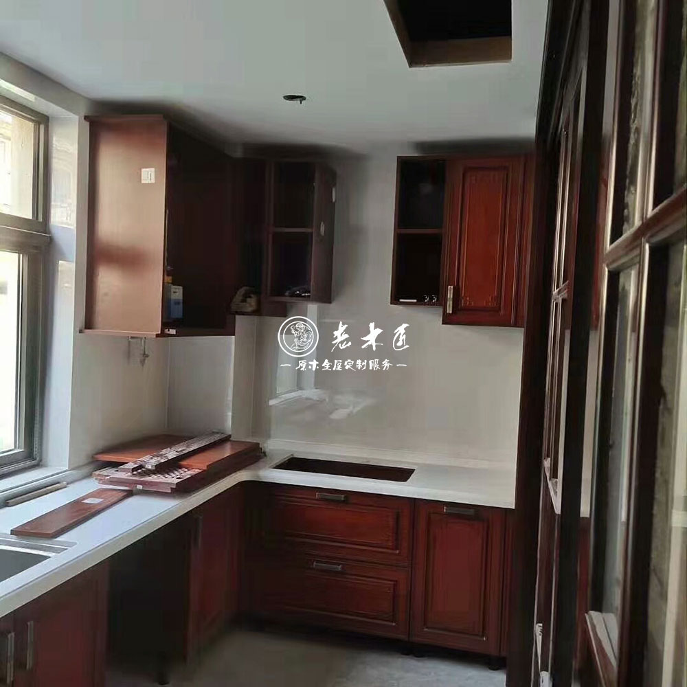 新中式原木家裝