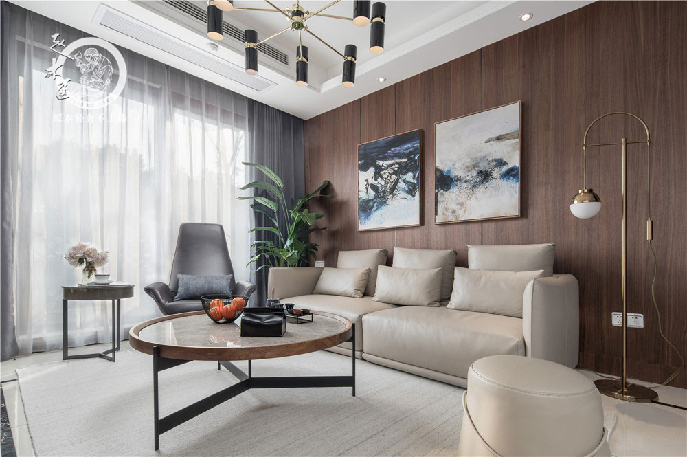 ���A���w�ҾӶ���