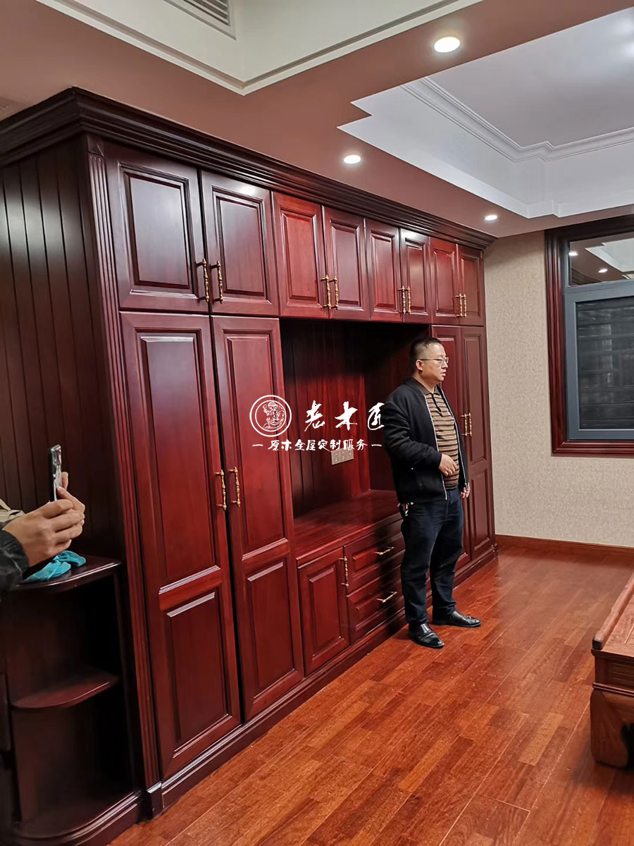 新中式原木家裝