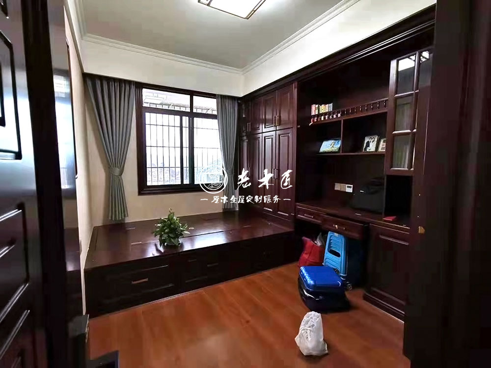 新中式實(shí)木全屋定制