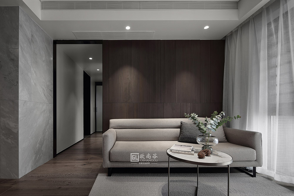 現(xiàn)代極簡輕奢風(fēng)家居