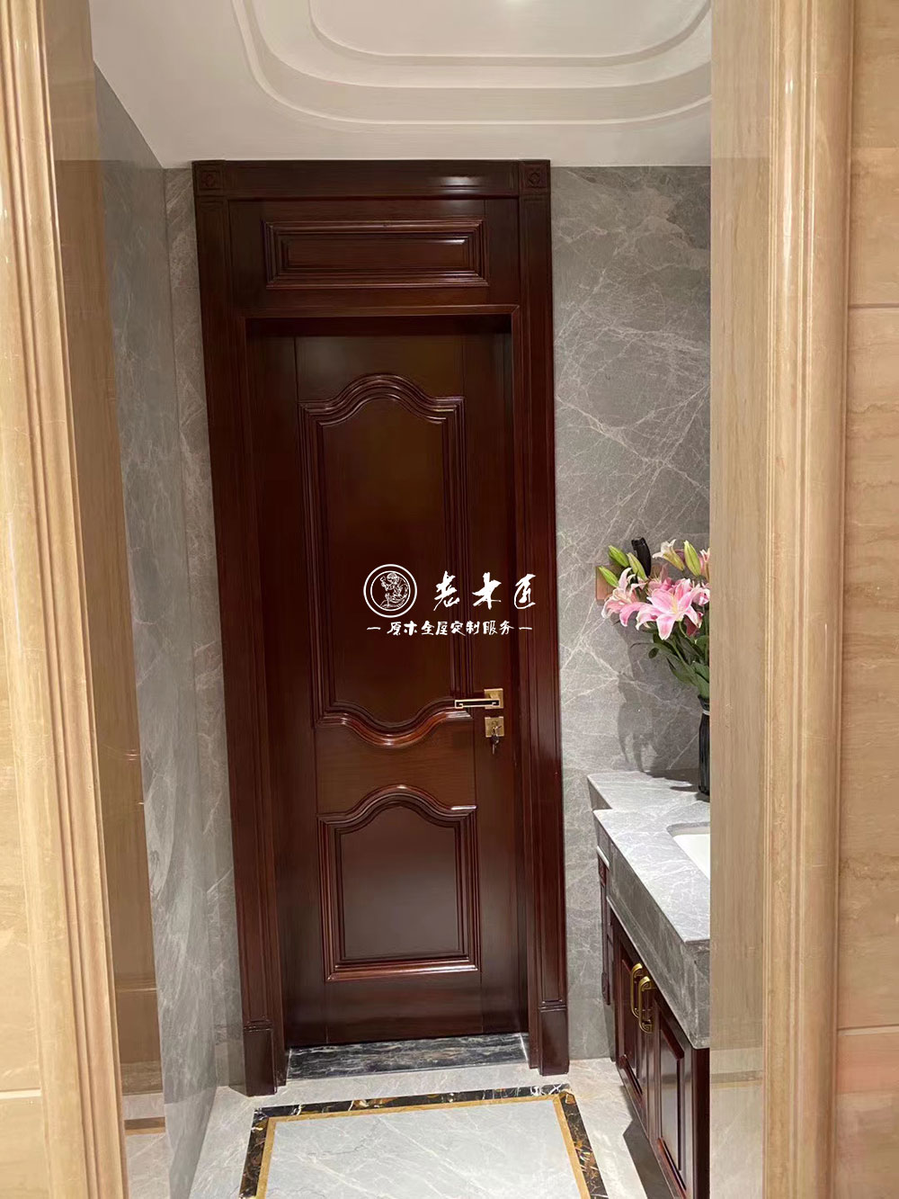 歐式實(shí)木定制家居