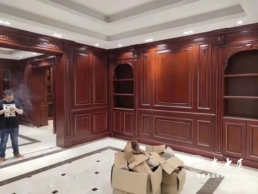 歐式實(shí)木定制