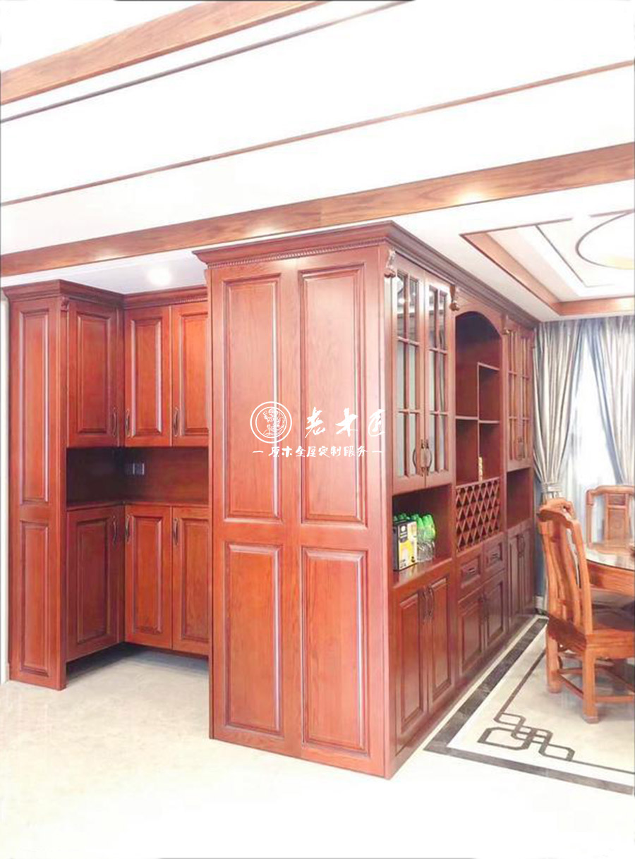 歐式實(shí)木定制