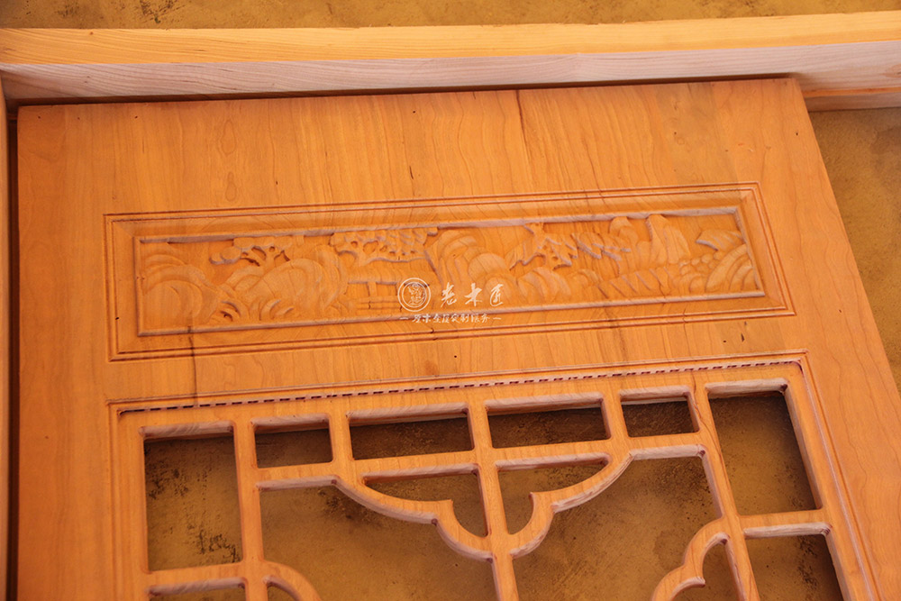 中式整板原木門(mén)