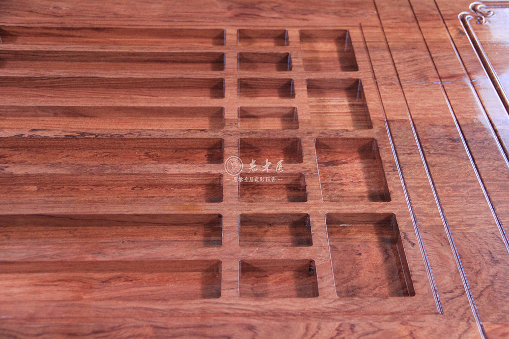 中式花格屏風(fēng)