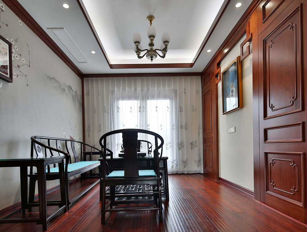 別墅中式原木定制