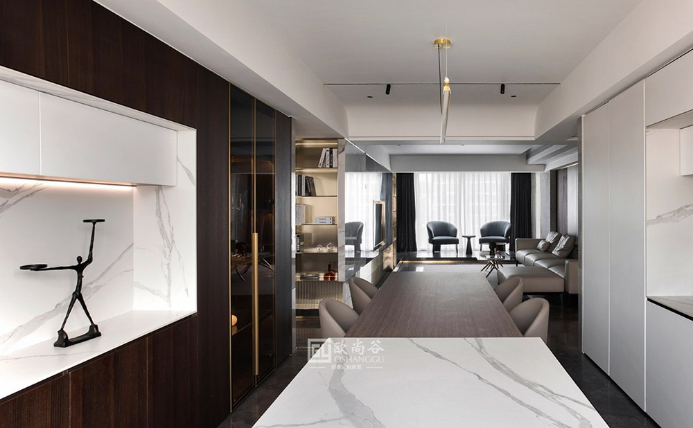 原木極簡輕奢餐廳