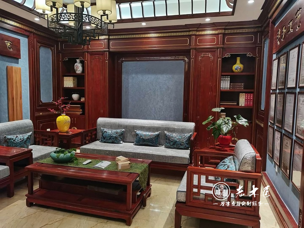 貴陽老木匠原木展廳