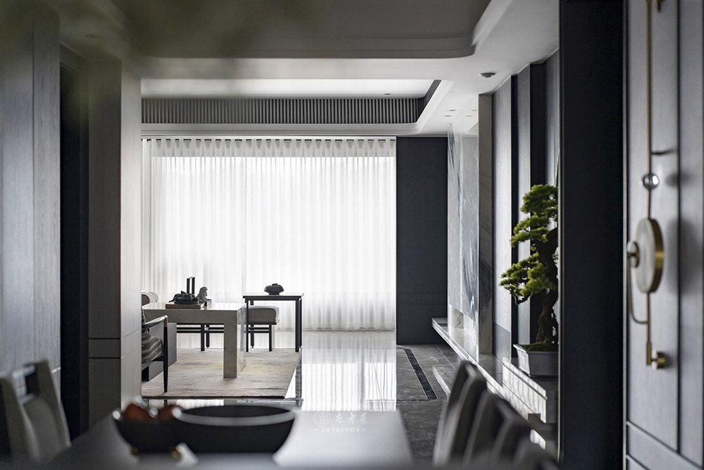 輕奢新中式原木家裝