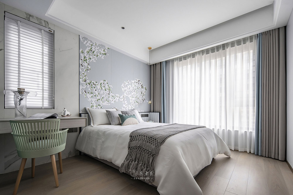 輕奢新中式原木家裝