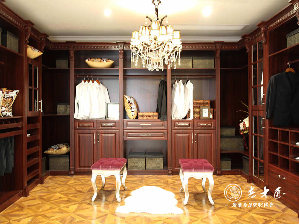 整體衣柜價(jià)格 走入式衣柜定做價(jià)格