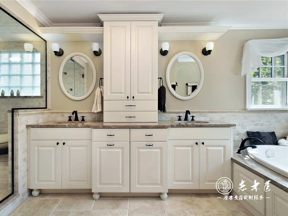 實(shí)木浴室柜訂制廠家 長(zhǎng)沙實(shí)木浴室柜廠家