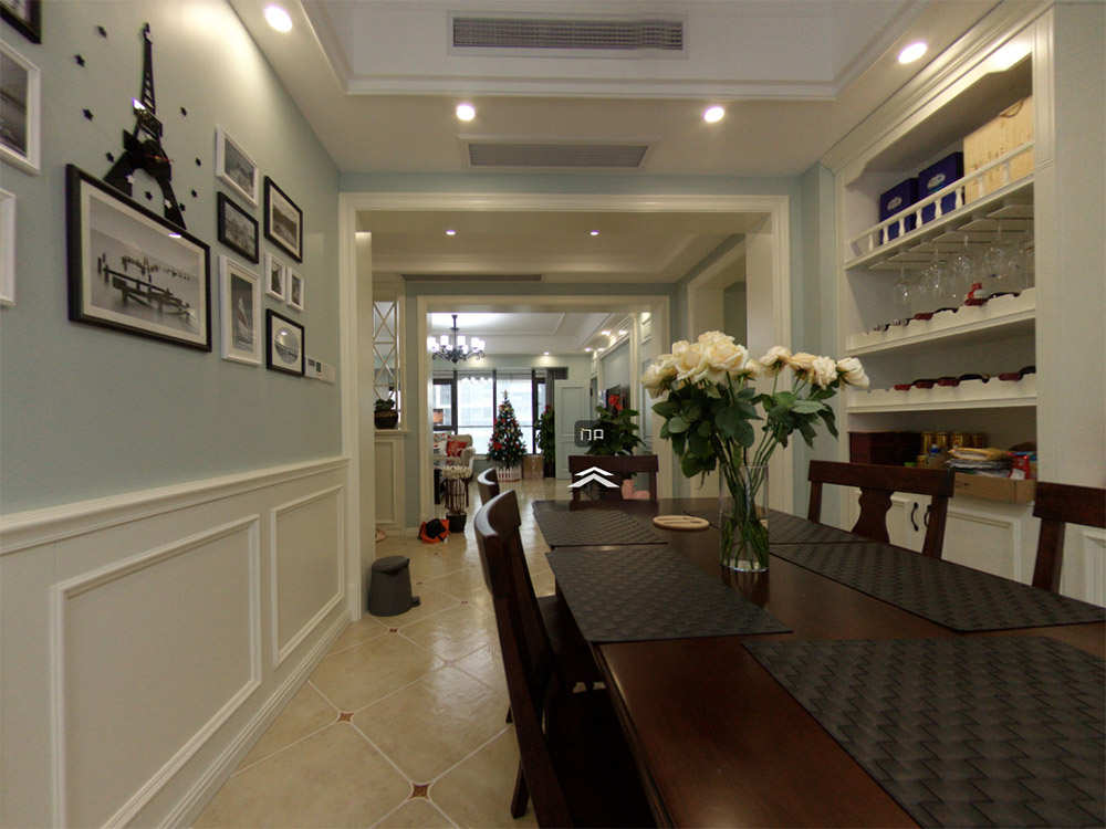 小區(qū)套房簡歐整木家裝VR全景案例