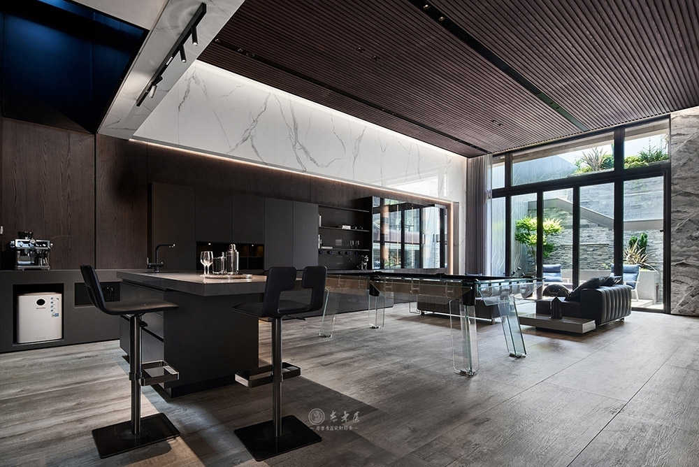 770OF(xin)pL(fng)eFƷλ֮